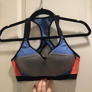 Victoria Secret Victoria Sport Sports Bra Size 34B